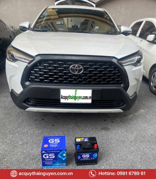 dau-hieu-ac-quy-toyota-corolla-cross-yeu-hong-khi-nao-can-thay