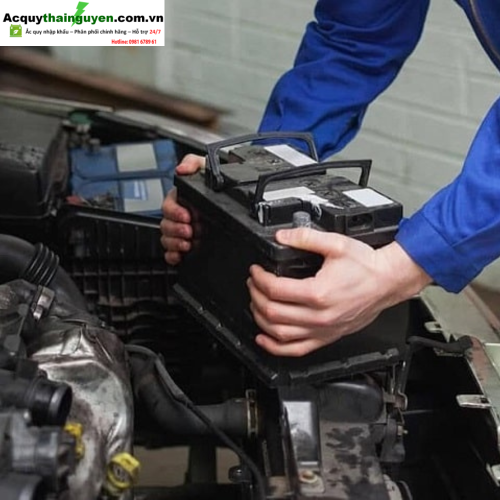 ac-quy-dong-quang-thai-nguyen-het-binh-giua-duong-thay-ngay-tan-noi-khong-cho-doi